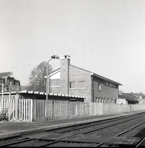 Yvoir - SNCB Z02770f (4).jpg